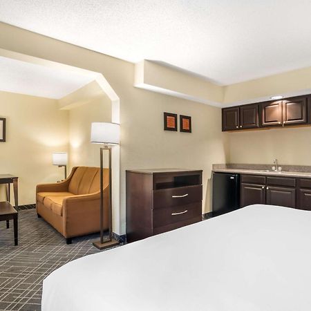 Comfort Inn & Suites Lake Norman Cornelius Exterior foto