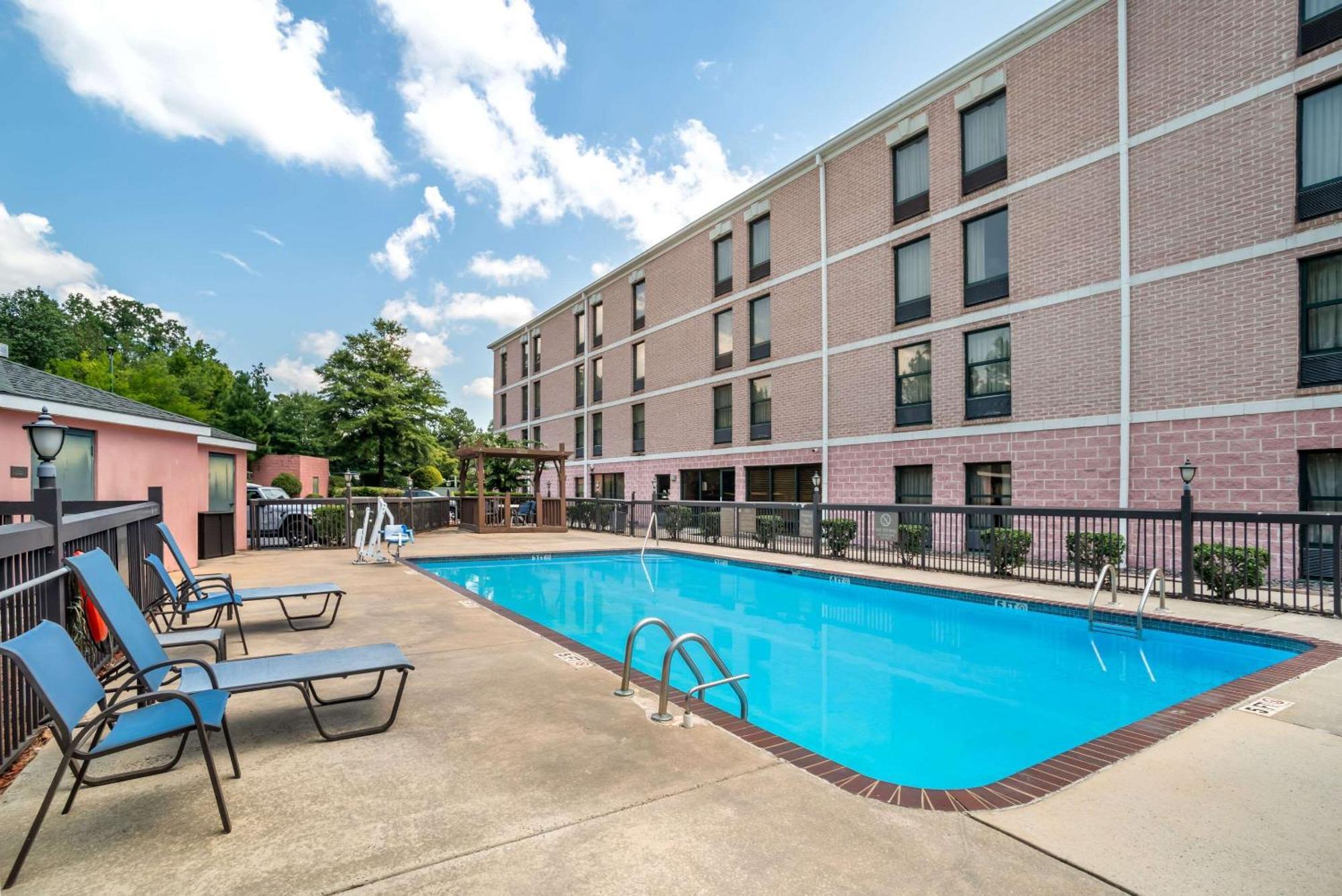 Comfort Inn & Suites Lake Norman Cornelius Exterior foto