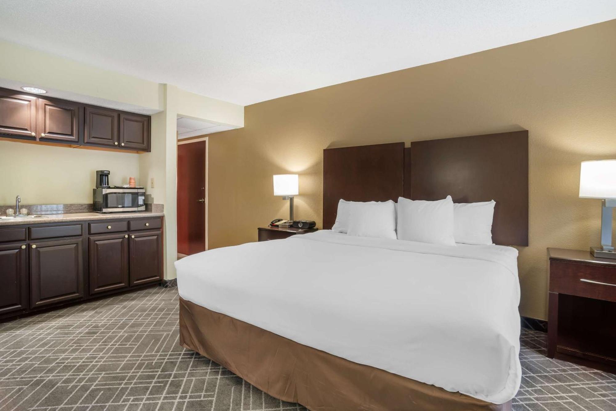 Comfort Inn & Suites Lake Norman Cornelius Exterior foto