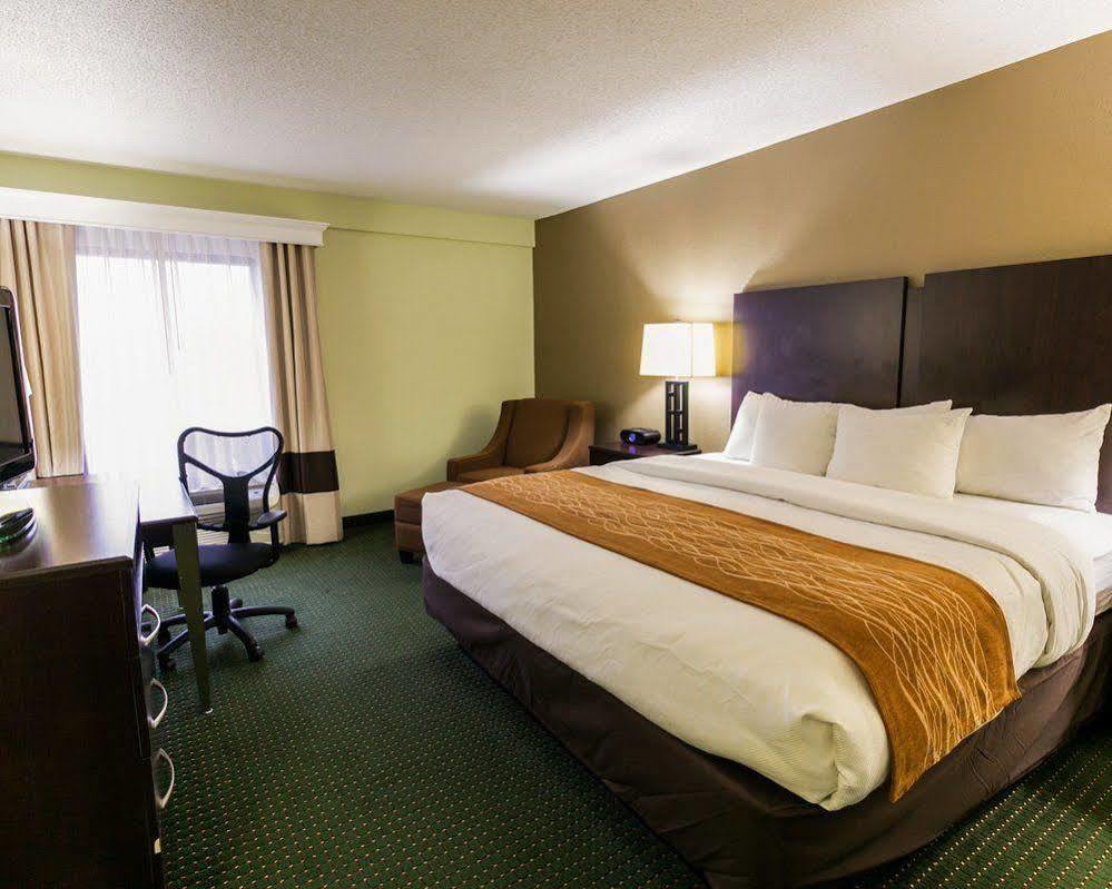 Comfort Inn & Suites Lake Norman Cornelius Exterior foto