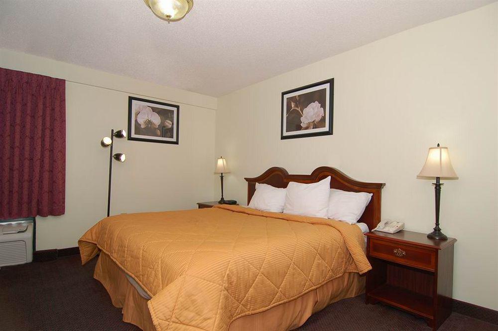 Comfort Inn & Suites Lake Norman Cornelius Exterior foto