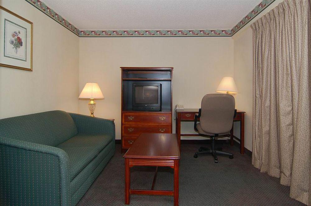 Comfort Inn & Suites Lake Norman Cornelius Exterior foto